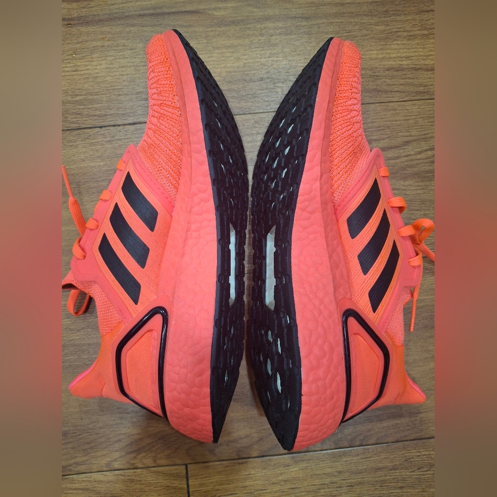 Adidas Orange Running Shoes - Picture 6 of 7